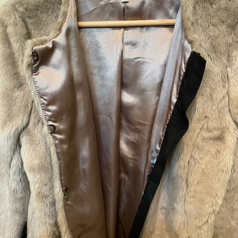 Chic Grey Coat - Picture 3 of 5